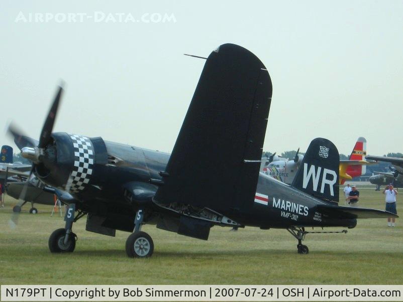 N179PT, 1948 Vought F4U-5 Corsair C/N Not found (Bu122179), Lowering wings at Airventure '07