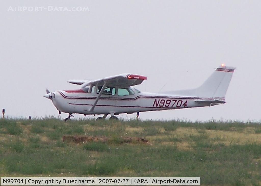 N99704, 1985 Cessna 172P C/N 17276497, Taxi after landing
