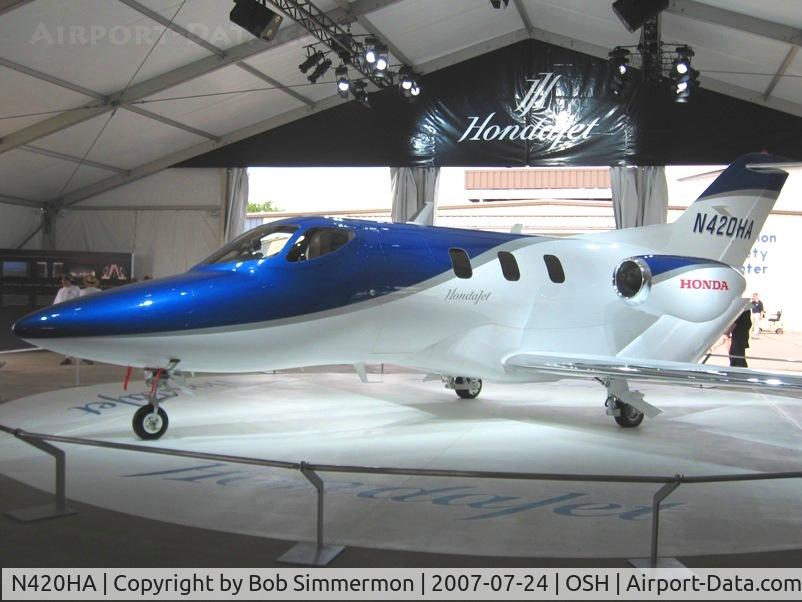 N420HA, 2003 Honda HA-420 HondaJet C/N P001, Airventure '07