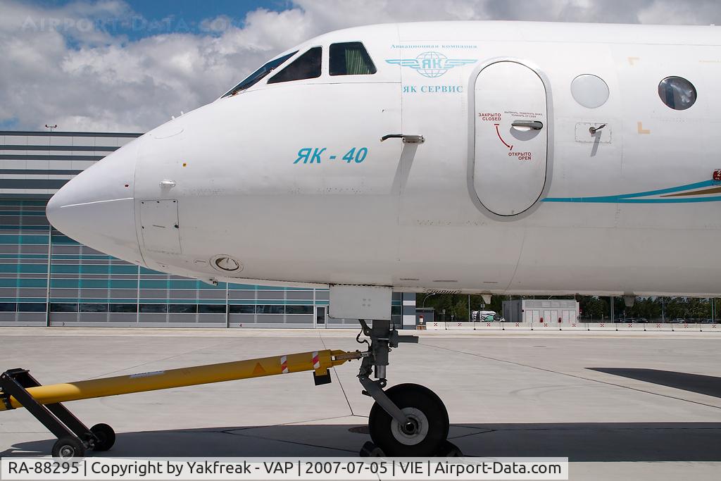 RA-88295, 1973 Yakovlev Yak-40 C/N 29-13, Yakservice Yakovlev 40