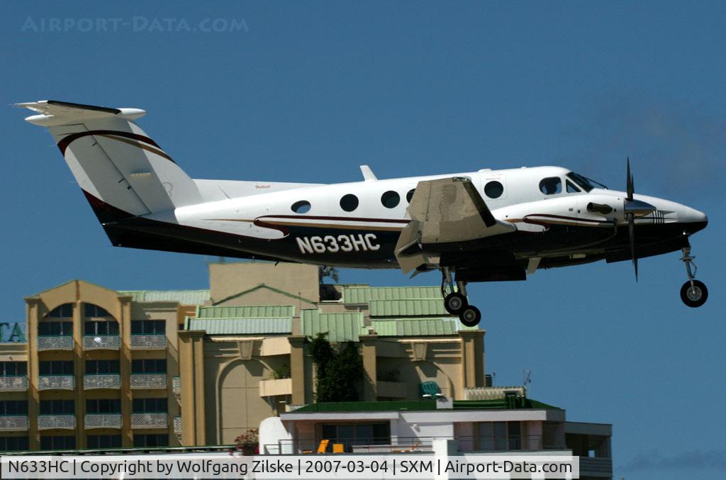 N633HC, Raytheon B200 King Air C/N BB-1852, visitor