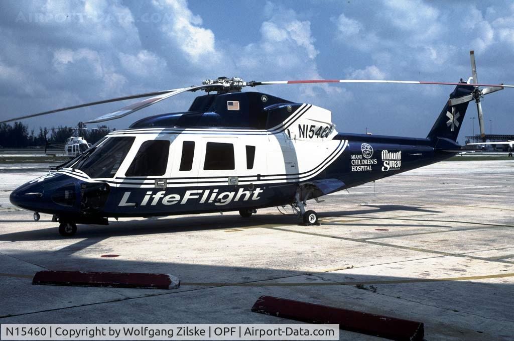 N15460, 1997 Sikorsky S-76C C/N 760477, visitor