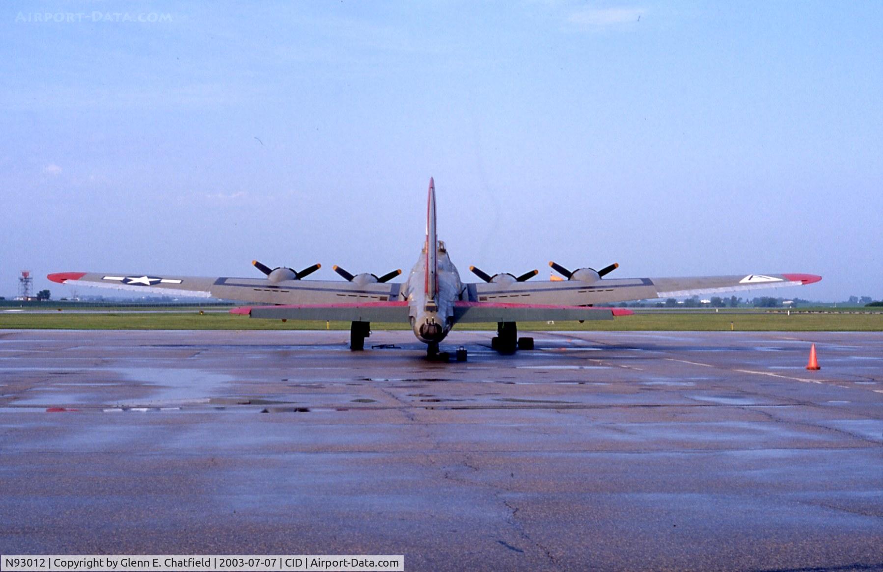 N93012, 1944 Boeing B-17G-30-BO Flying Fortress C/N 32264, In town for display