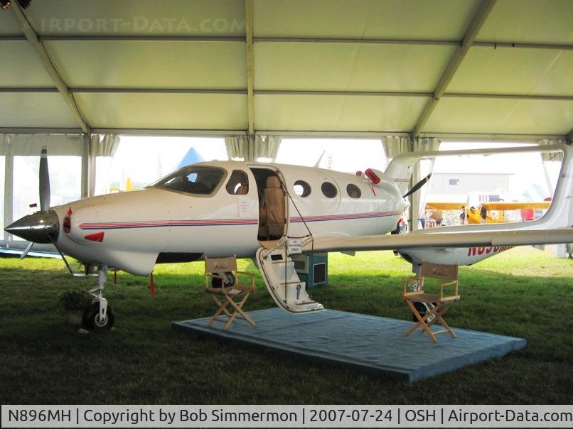 N896MH, 2006 Adam Aircraft A500 C/N 0008, Airventure '07