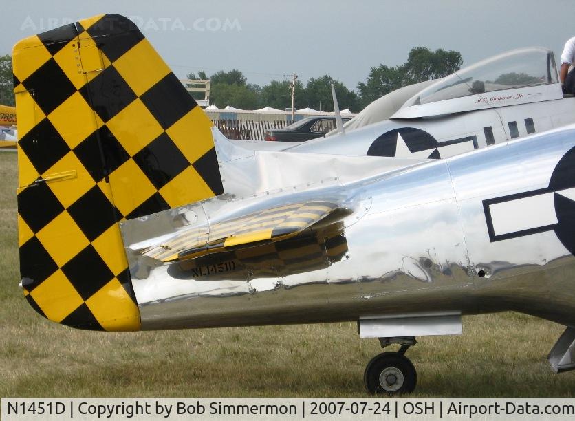 N1451D, 1944 North American P-51D Mustang C/N 44-74446A, Mustang pen at Airventure '07
