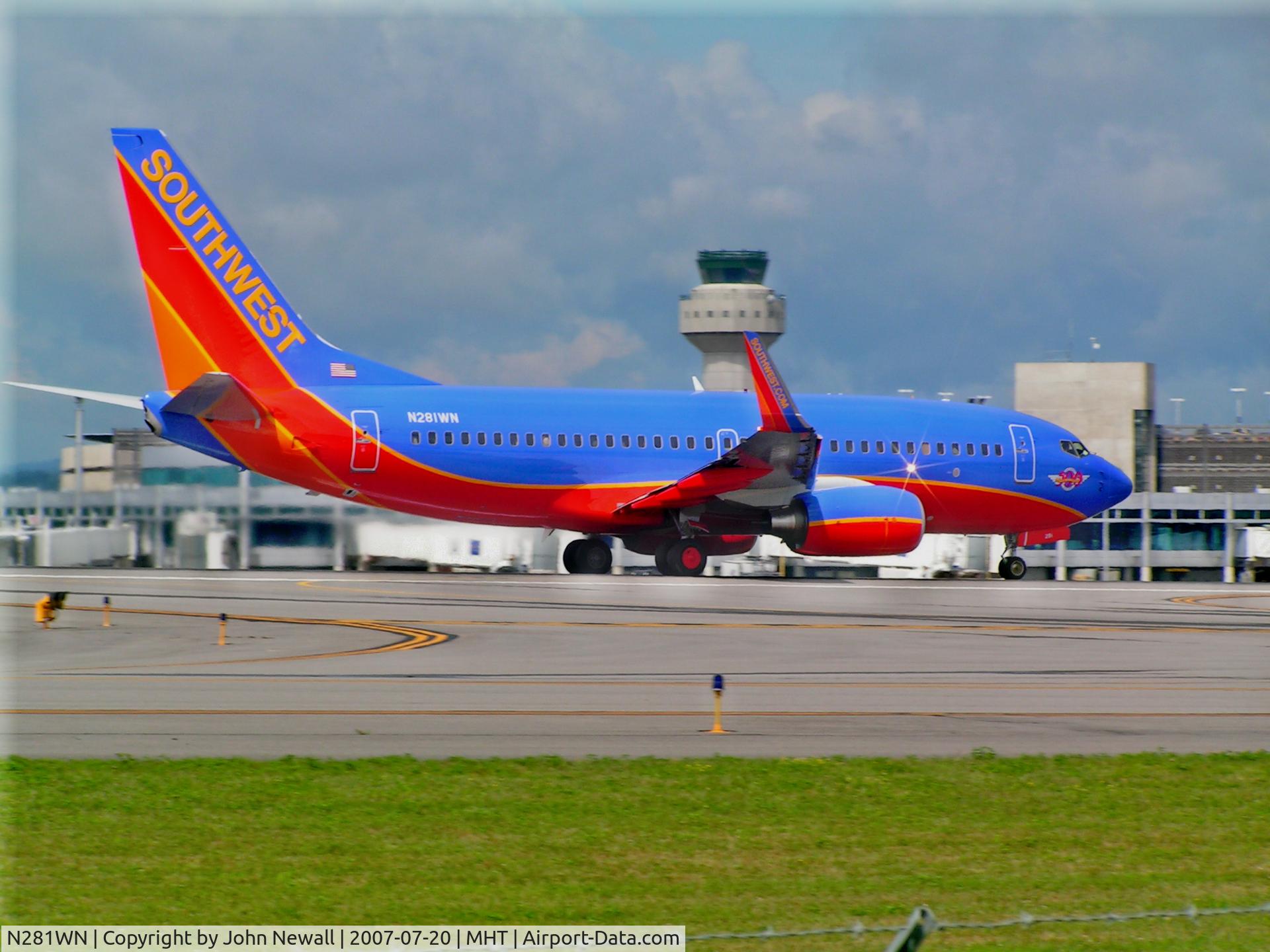 N281WN, 2007 Boeing 737-7H4 C/N 36528, Southwest's 500th 737