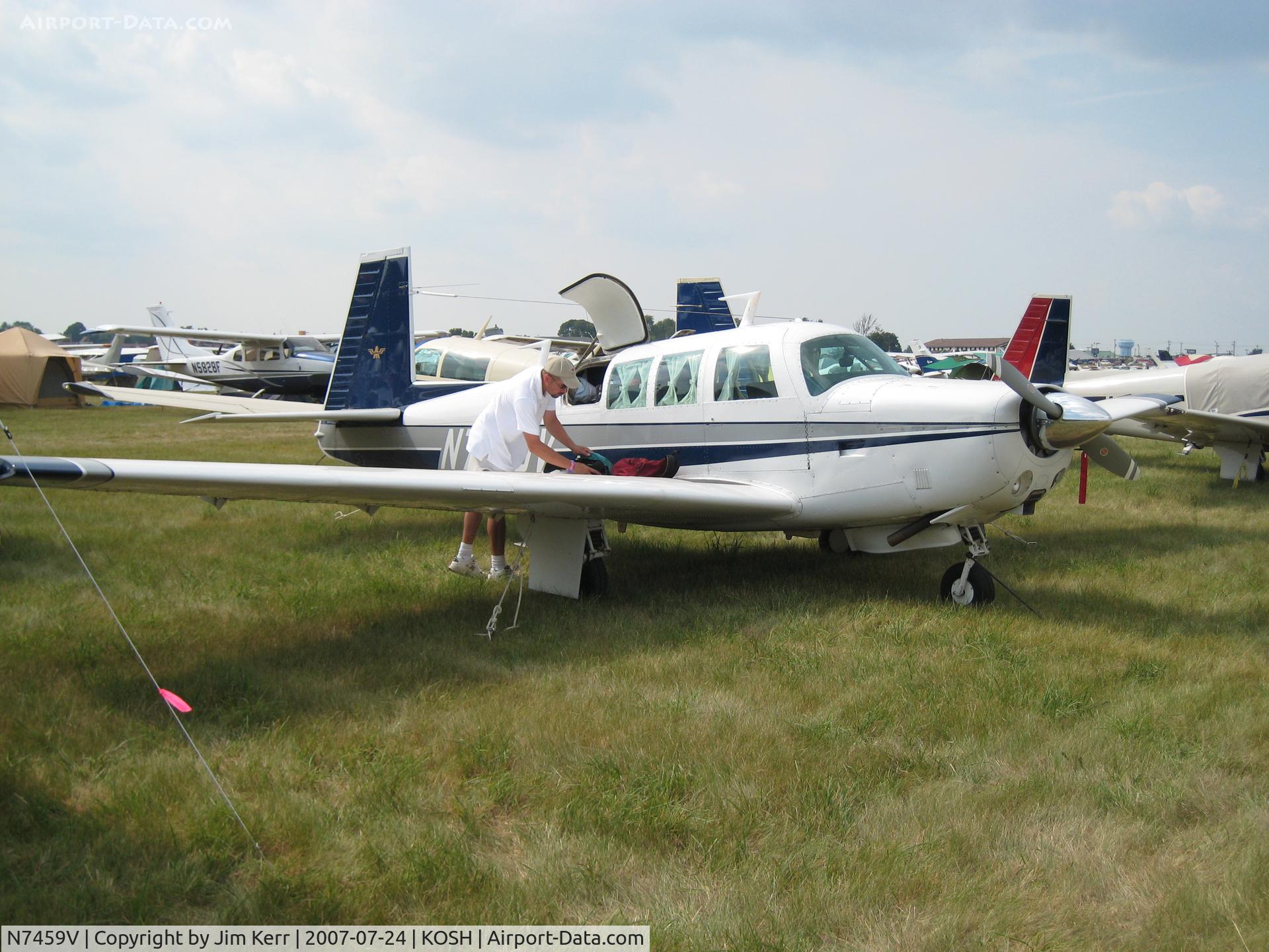 N7459V, 1975 Mooney M20F Executive C/N 22-1236, EAA AirVenture Oshkosh 2007