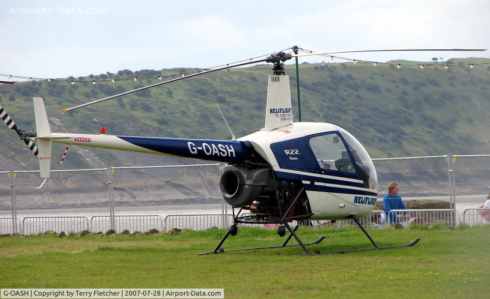 G-OASH, 1988 Robinson R22 Beta C/N 0761, at Helidays 2007 at Weston-Super-Mare , UK