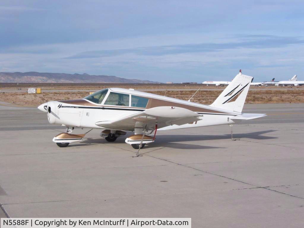 N5588F, 1968 Piper PA-28-140 Cherokee C/N 28-24921, Van Nuys