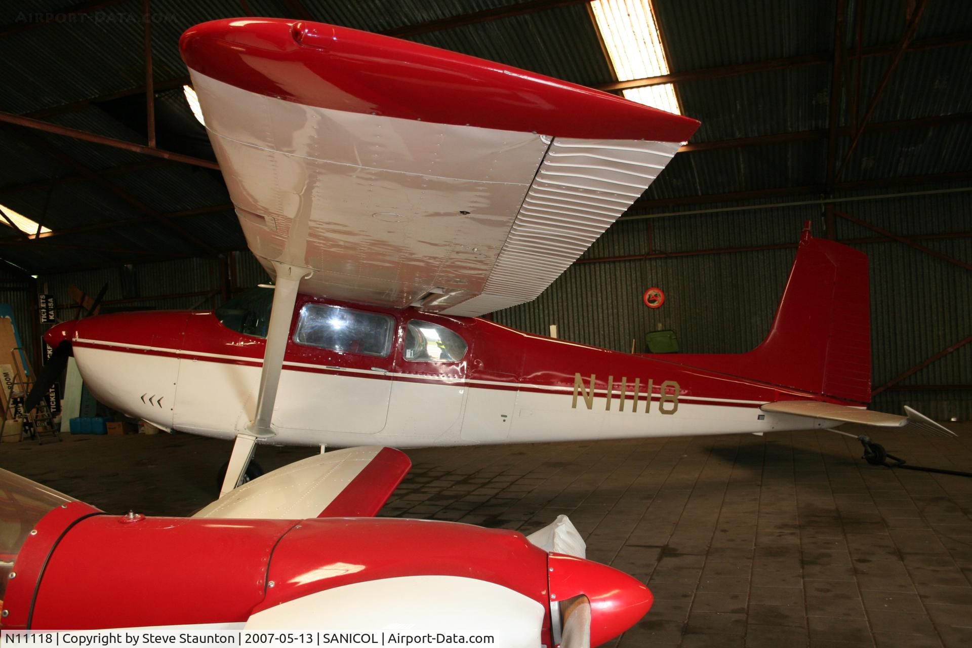 N11118, 1963 Cessna 180F C/N 18051230, Taken on an Aerporint tour @ Sanicol