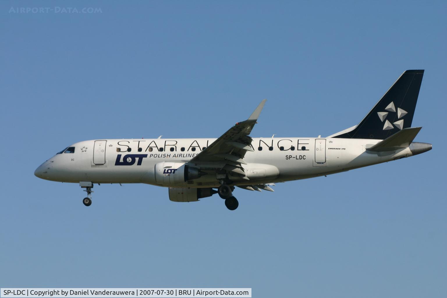 SP-LDC, 2004 Embraer 170ST (ERJ-170-100ST) C/N 17000025, flight  LO235 is descending to rwy 25L