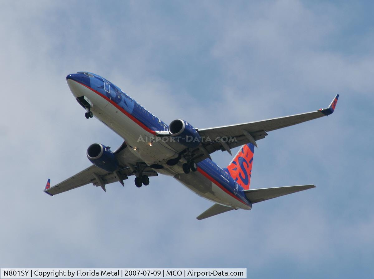 N801SY, 2001 Boeing 737-8Q8 C/N 30332, Sun Country