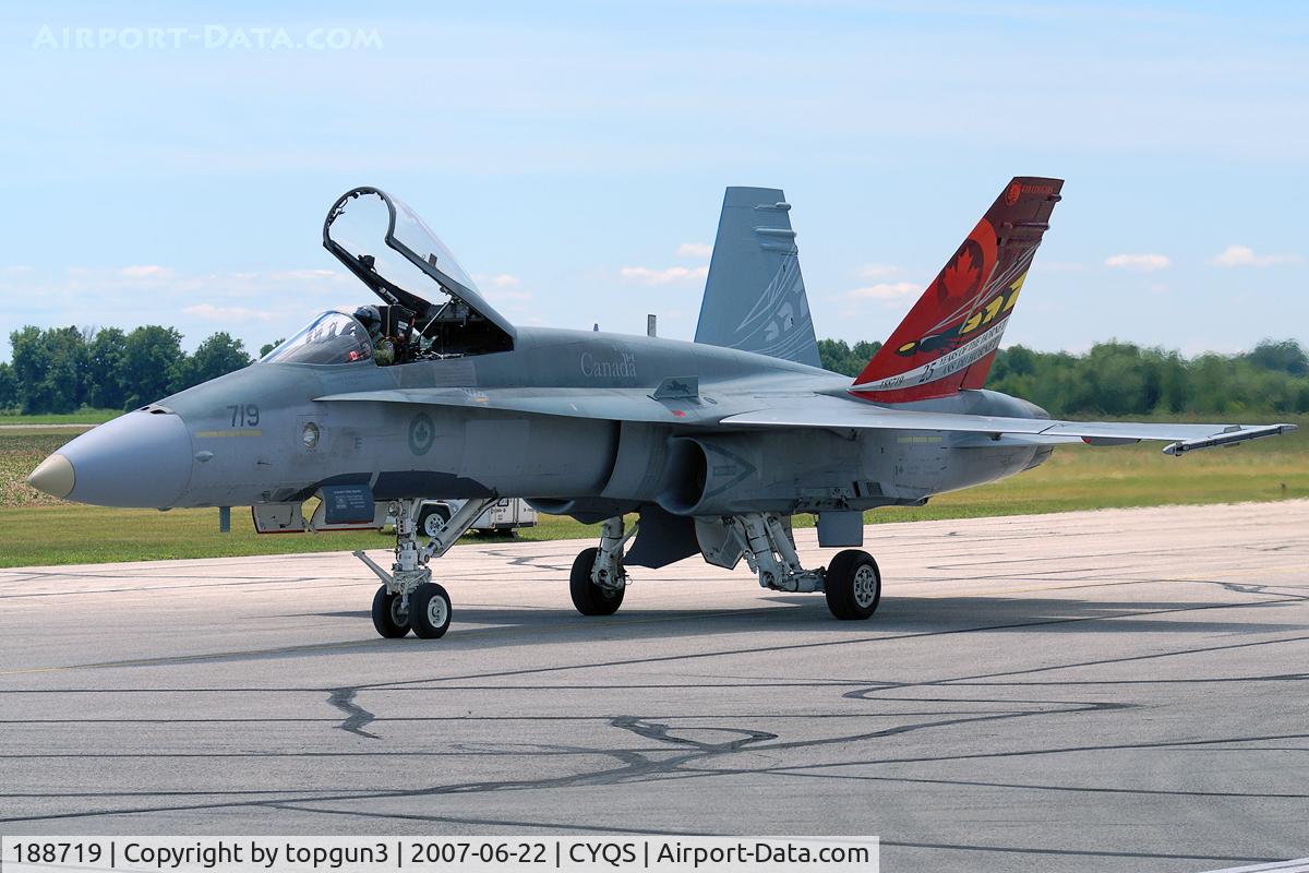 188719, McDonnell Douglas CF-188A Hornet C/N 0178/A139, Ready to go.