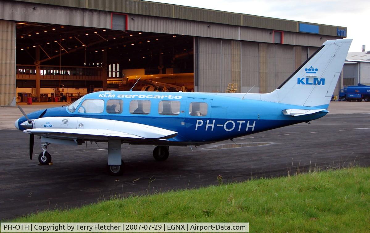 PH-OTH, 1975 Piper PA-31-350 Chieftain C/N 31-7552075, early morning visitor to EMA