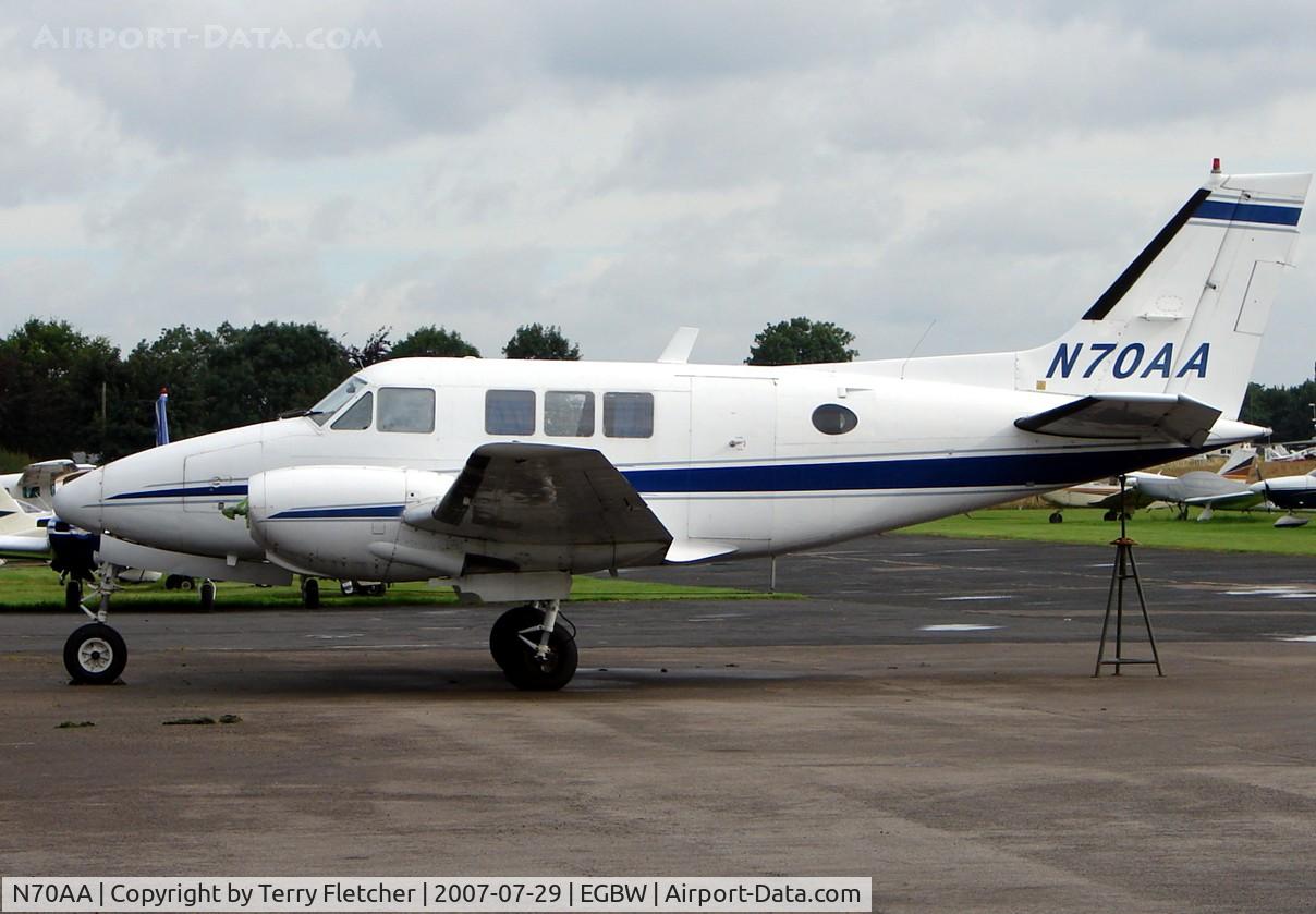 N70AA, 1970 Beech 70 Queen Air C/N LB-35, early Sunday morning at Wellesborne Mountford