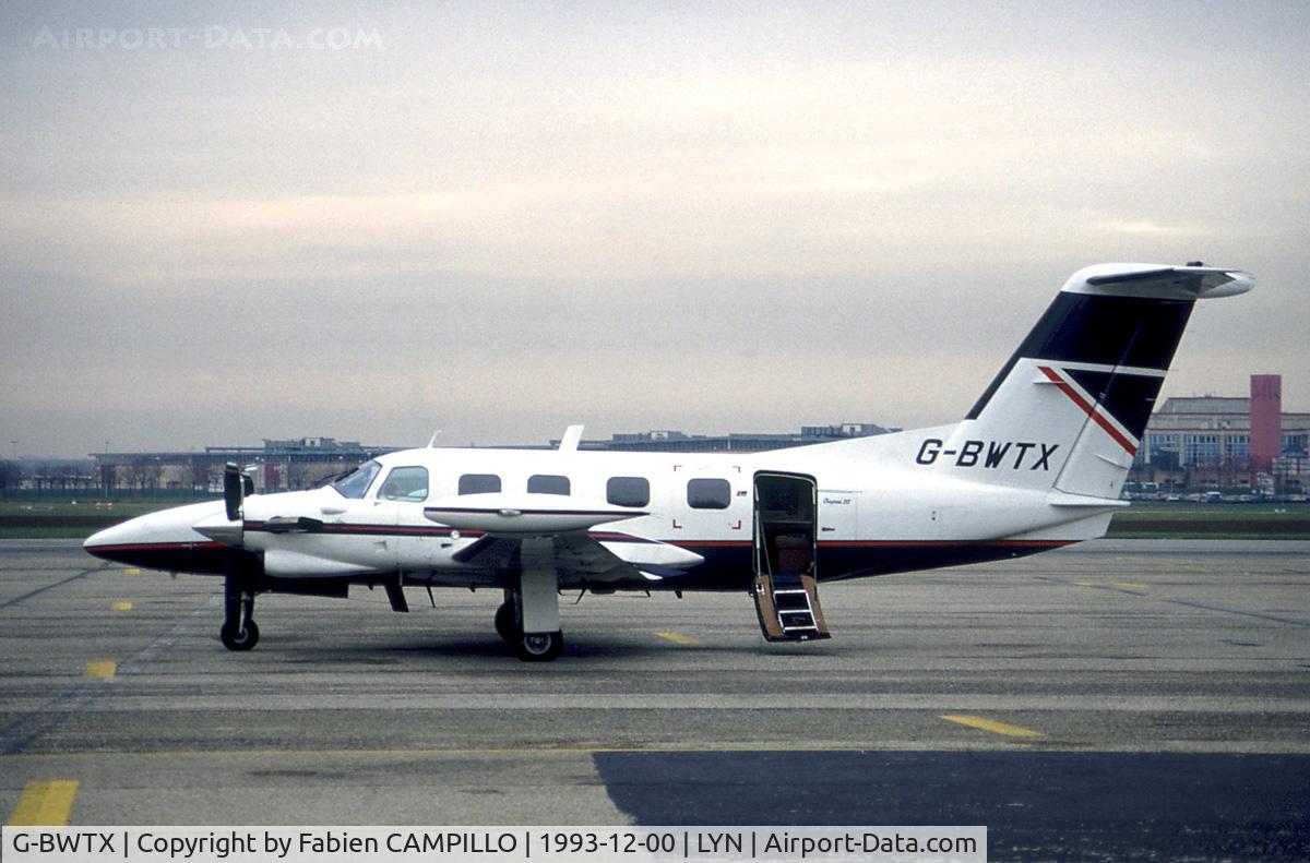 G-BWTX, 1981 Piper PA-42-720 Cheyenne IIIA C/N 42-8001041, British Airways
