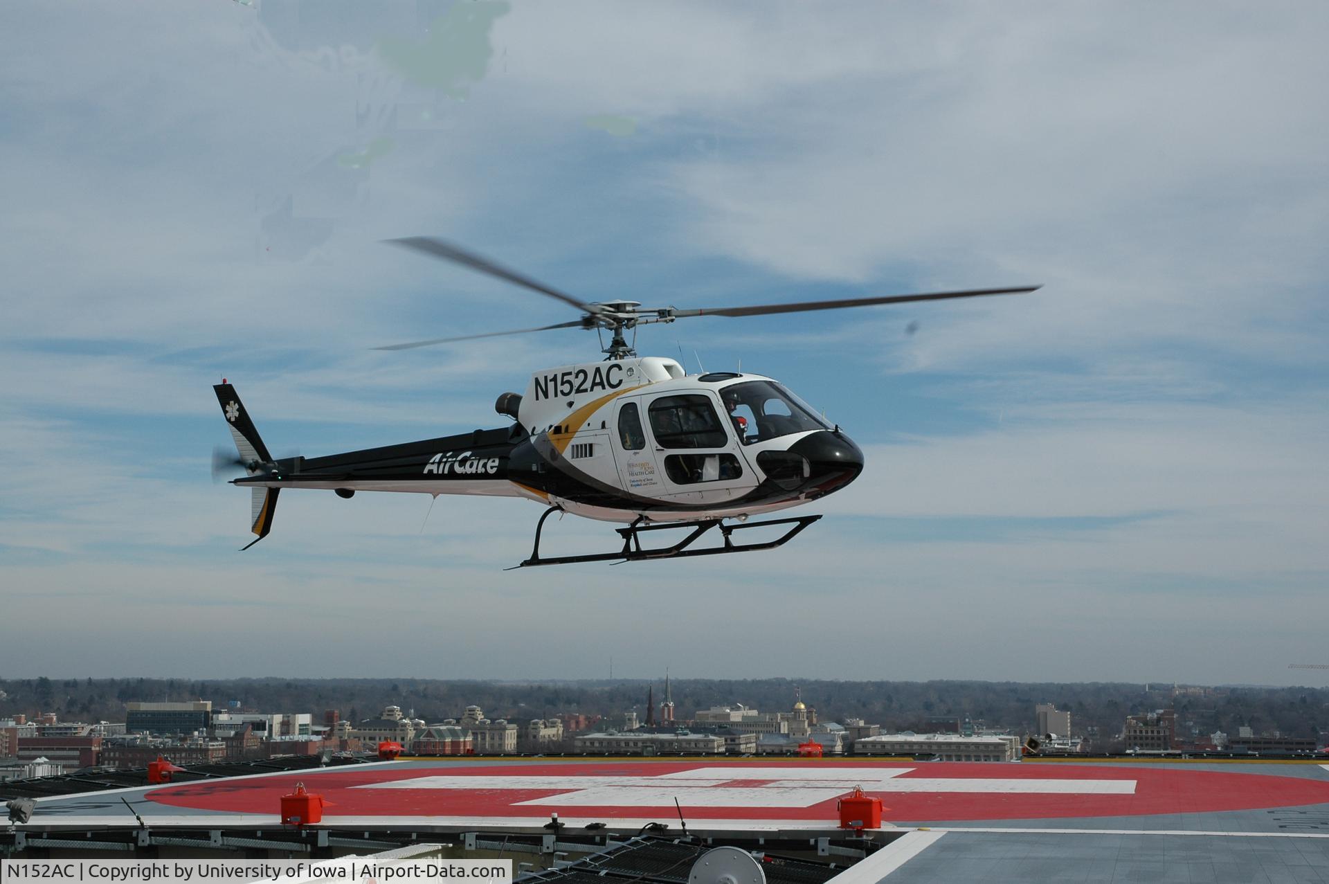 N152AC, 2002 Eurocopter AS-350B-2 Ecureuil C/N 3574, University of Iowa Hospitals and Clinics AirCare 2
