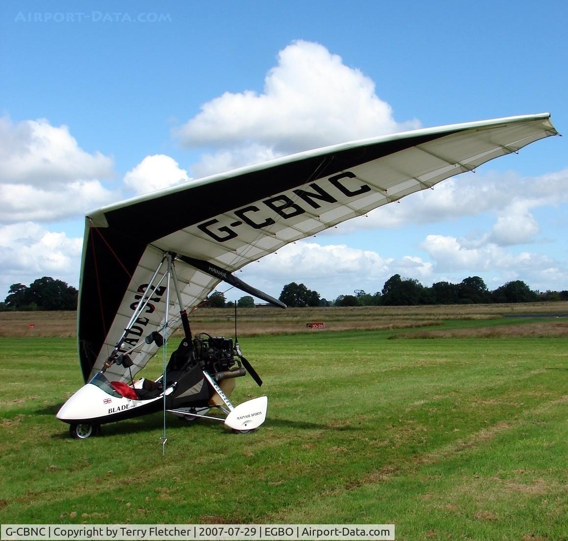 G-CBNC, 2002 Mainair Blade 912 C/N 1319-0402-7-W1114, Microlight