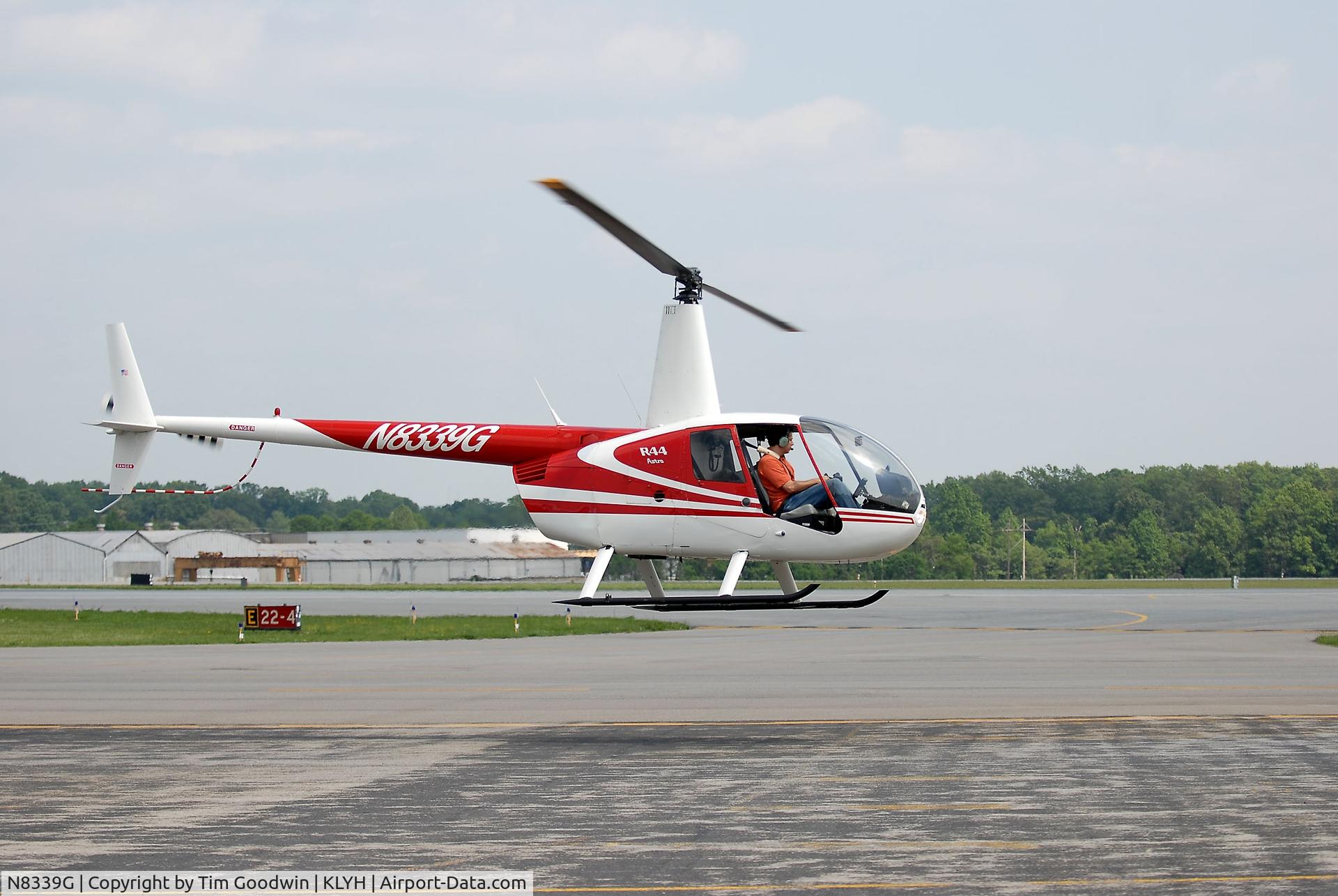 N8339G, 1996 Robinson R44 C/N 0243, KLYH take-off