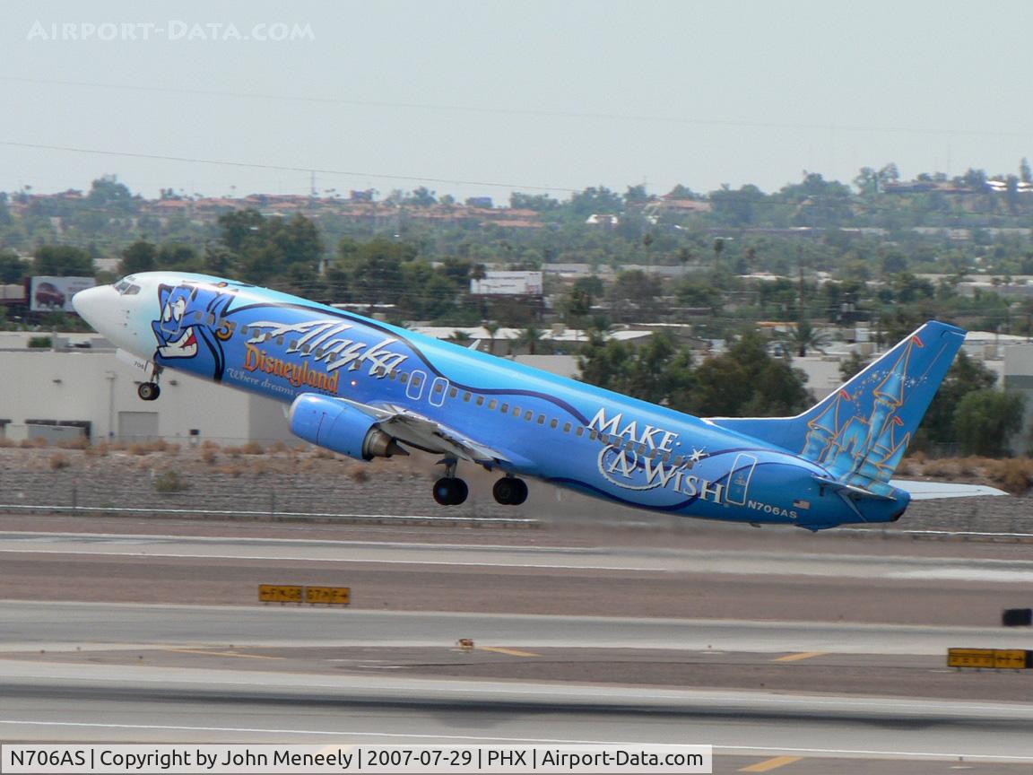 N706AS, 1998 Boeing 737-490 C/N 28894, Airborne from PHX's 07L