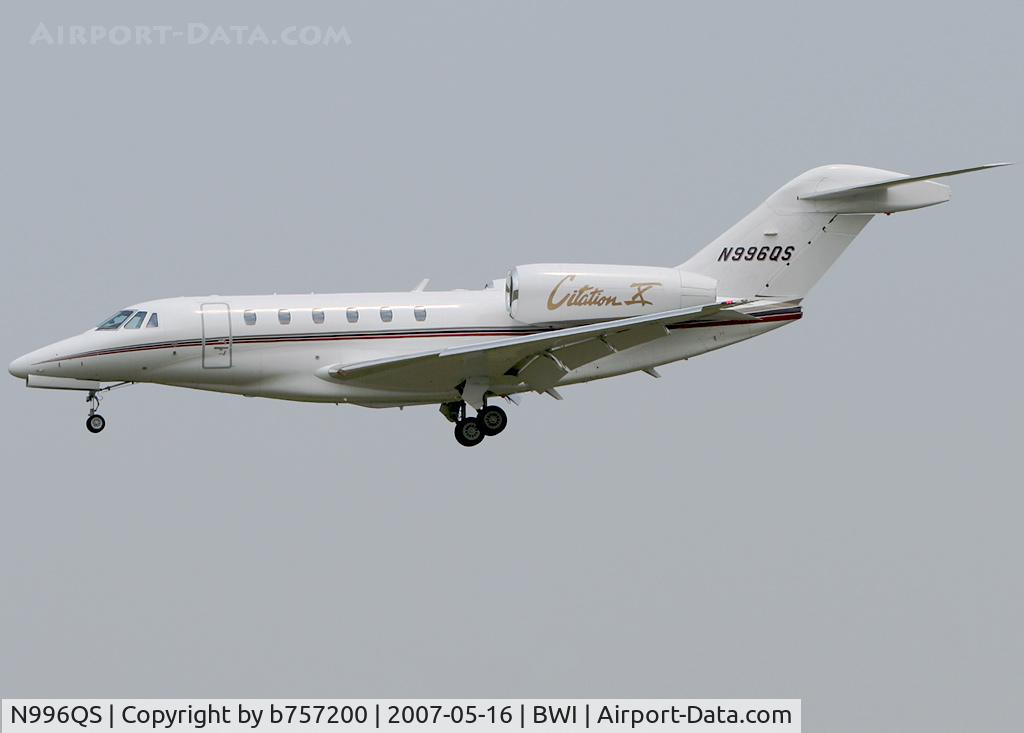 N996QS, 2002 Cessna 750 Citation X C/N 750-0196, On final for rw 33L.