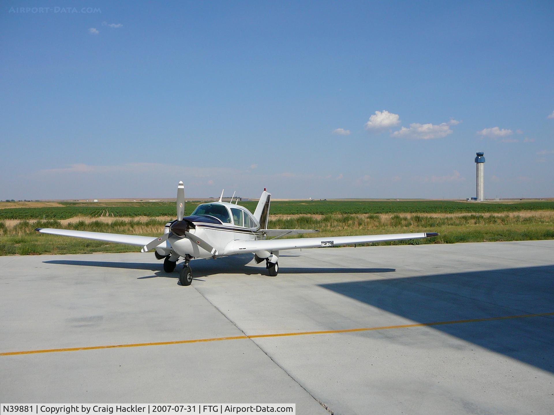 N39881, 1973 Bellanca 17-30A Viking C/N 73-30539, Basking in the sun