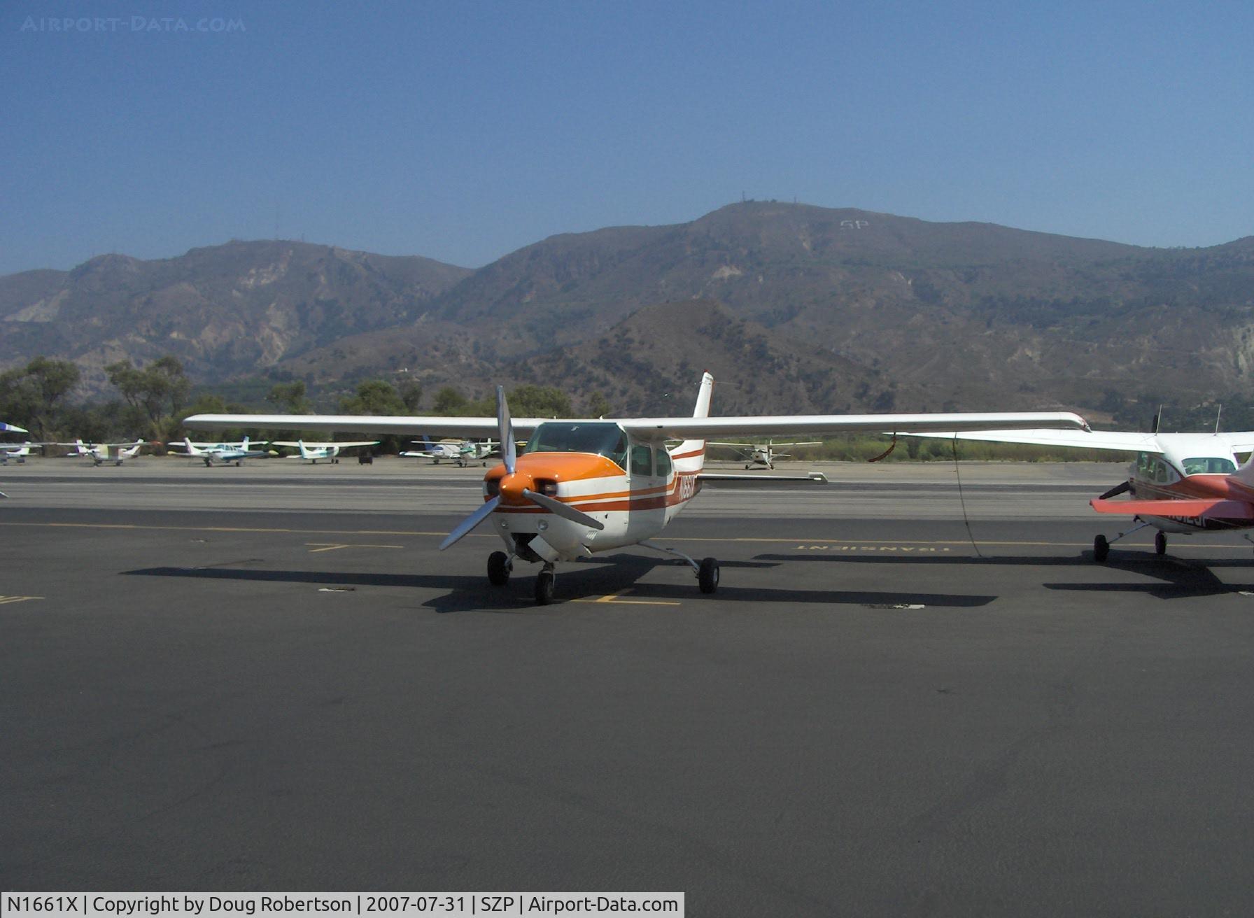 N1661X, 1975 Cessna 210L Centurion C/N 21060696, 1975 Cessna 210L CENTURION, Continental IO-520-L 300/285 Hp