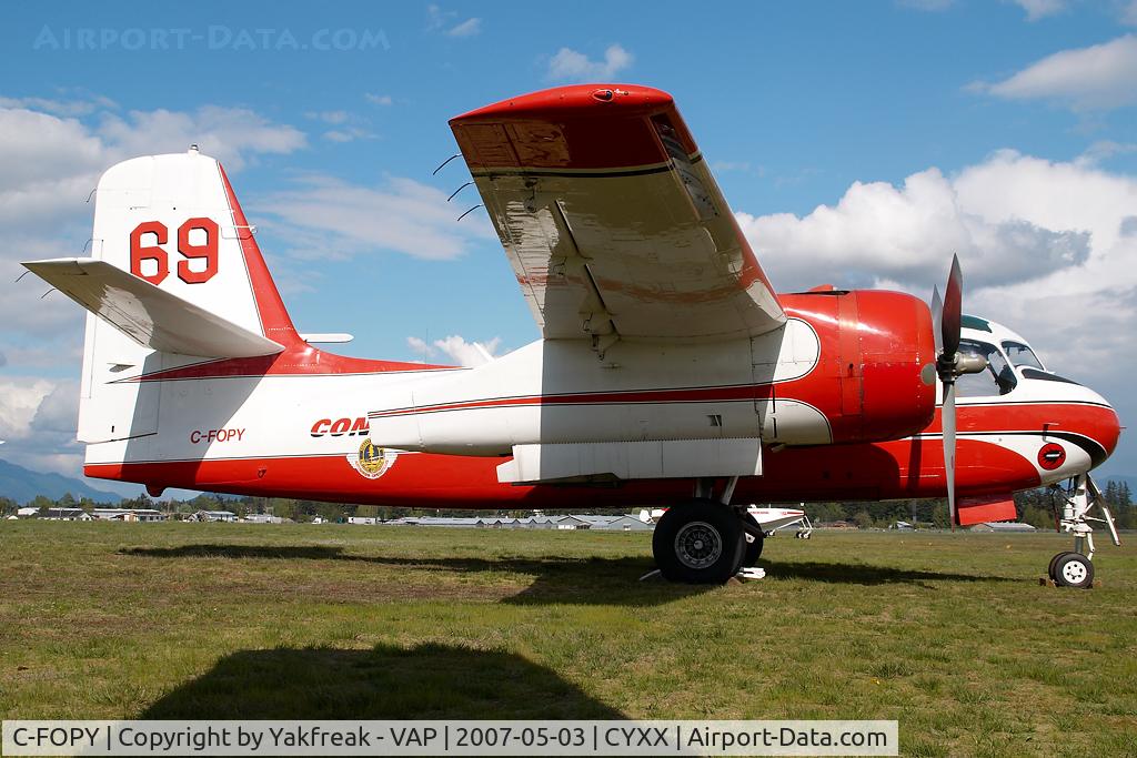 C-FOPY, 1957 Grumman (Conair) CS2F Firecat C/N 019, Caonair Firecat