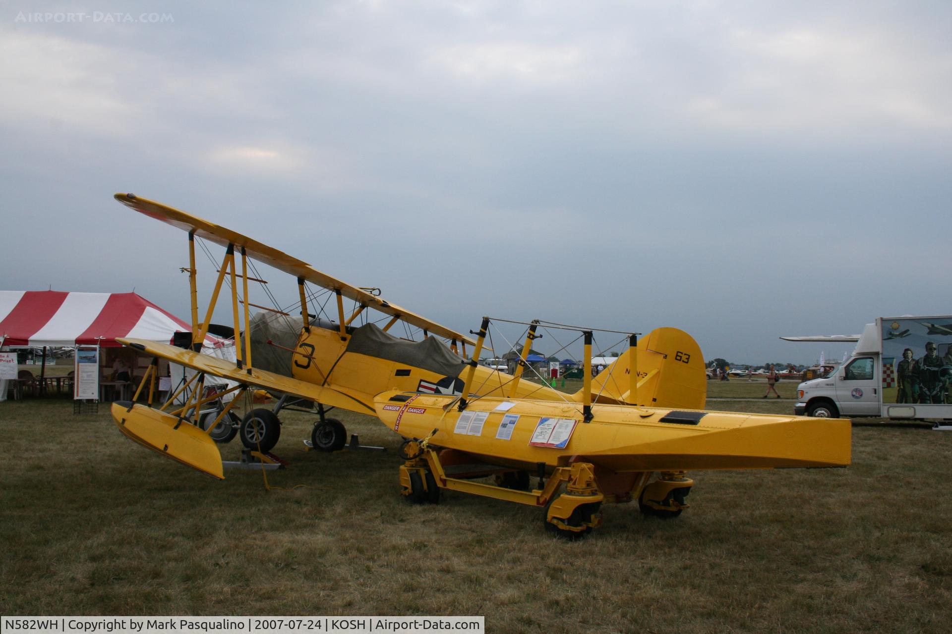 N582WH, 1940 Naval Aircraft Factory N3N-3 C/N 2003, N3N-3