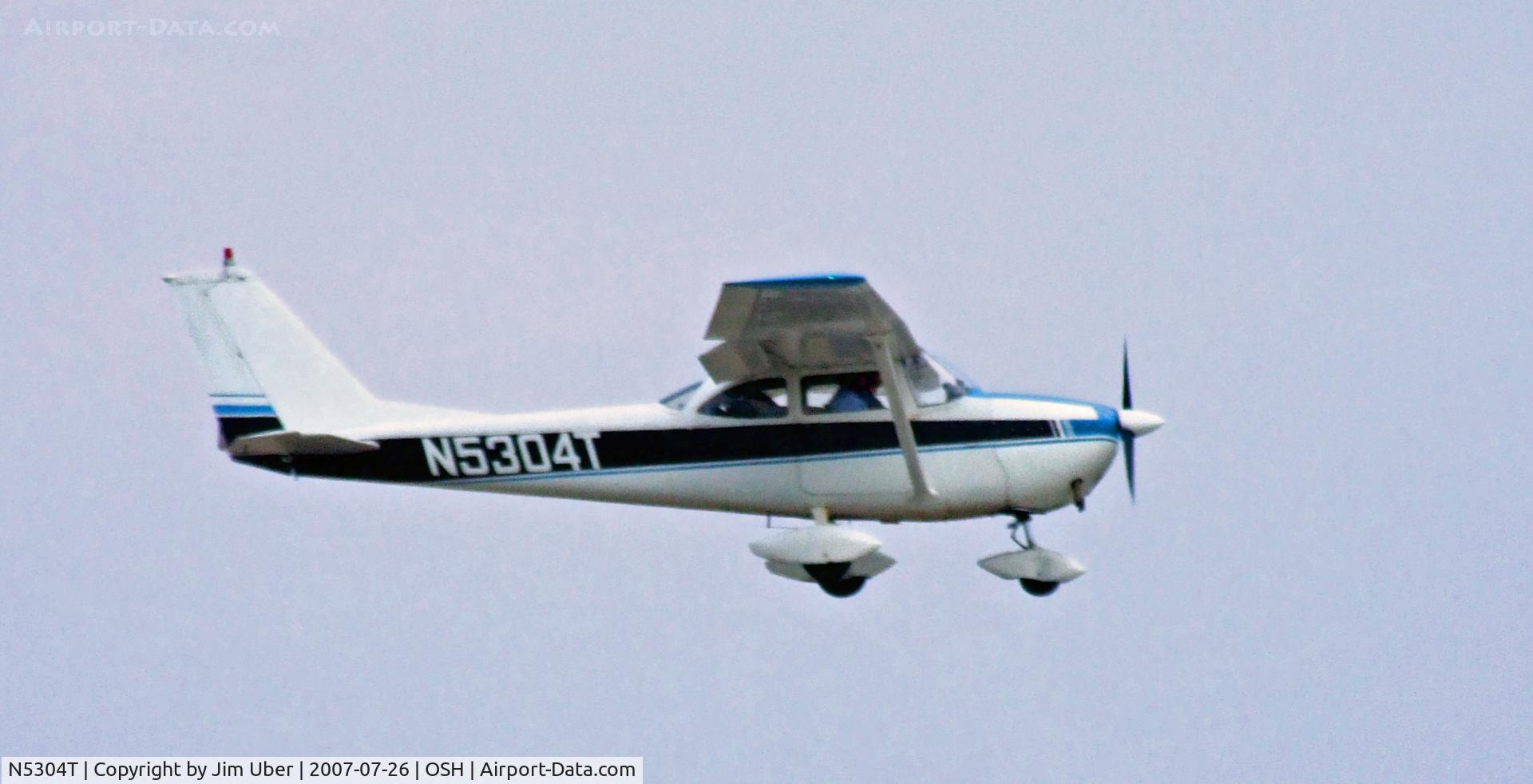 N5304T, 1964 Cessna 172E C/N 17251204, Landing at 