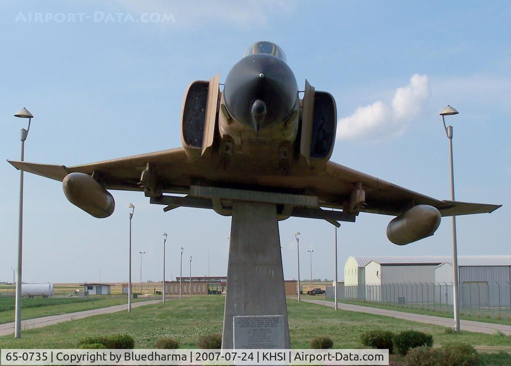 65-0735, 1965 McDonnell F-4D Phantom II C/N 1794, McDonnell Douglas F-4D Phantom II Aircraft Display in Hastings,NE