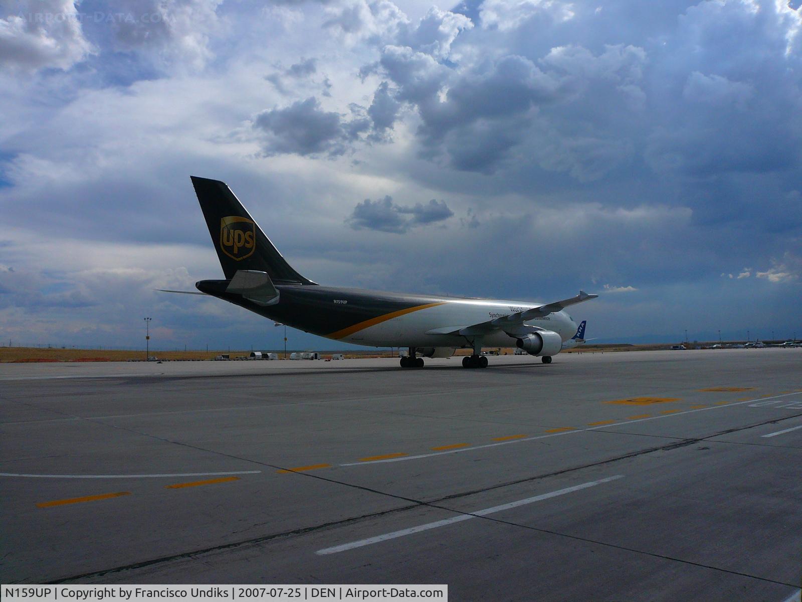 N159UP, 2004 Airbus A300F4-622R C/N 0848, UPS A300F on Sierra Charlie going to south cargo facility.