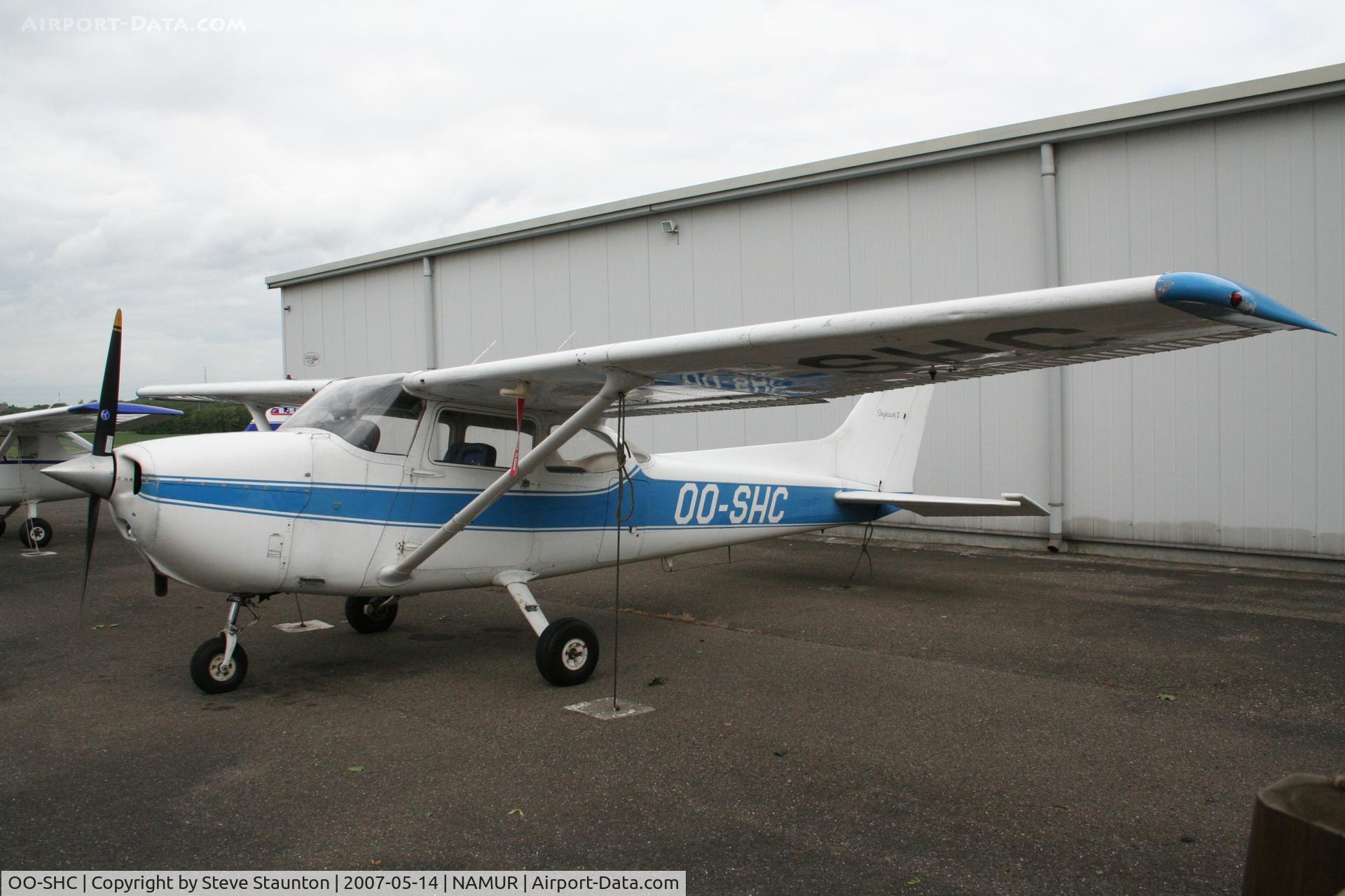 OO-SHC, Reims F172N Skyhawk C/N 1770, Taken on an Aeroprint tour @ Namur