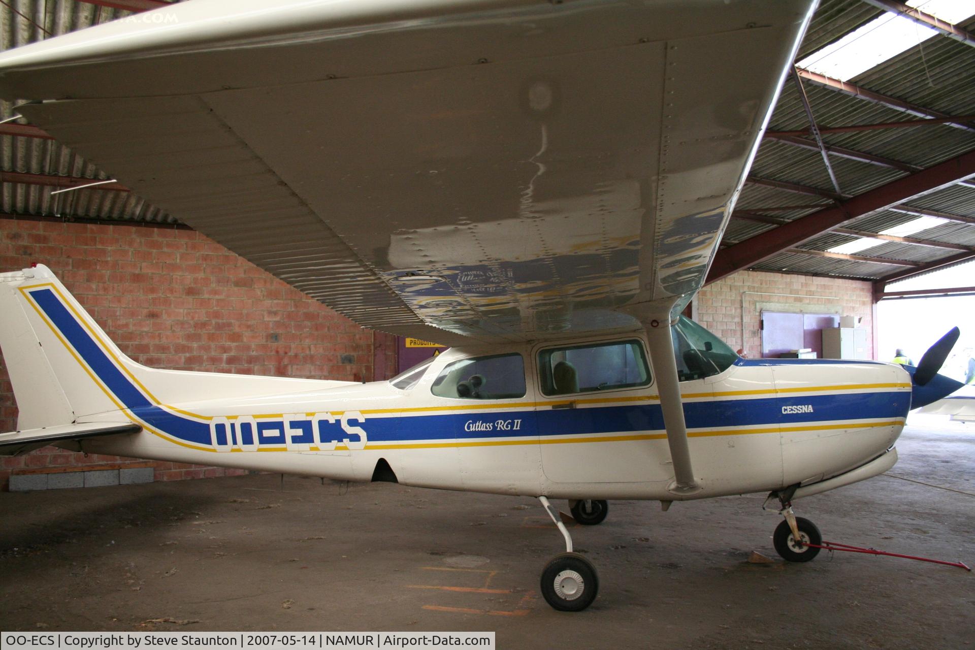 OO-ECS, Reims 172RG C/N 172RG1126, Taken on an Aeroprint tour @ Namur