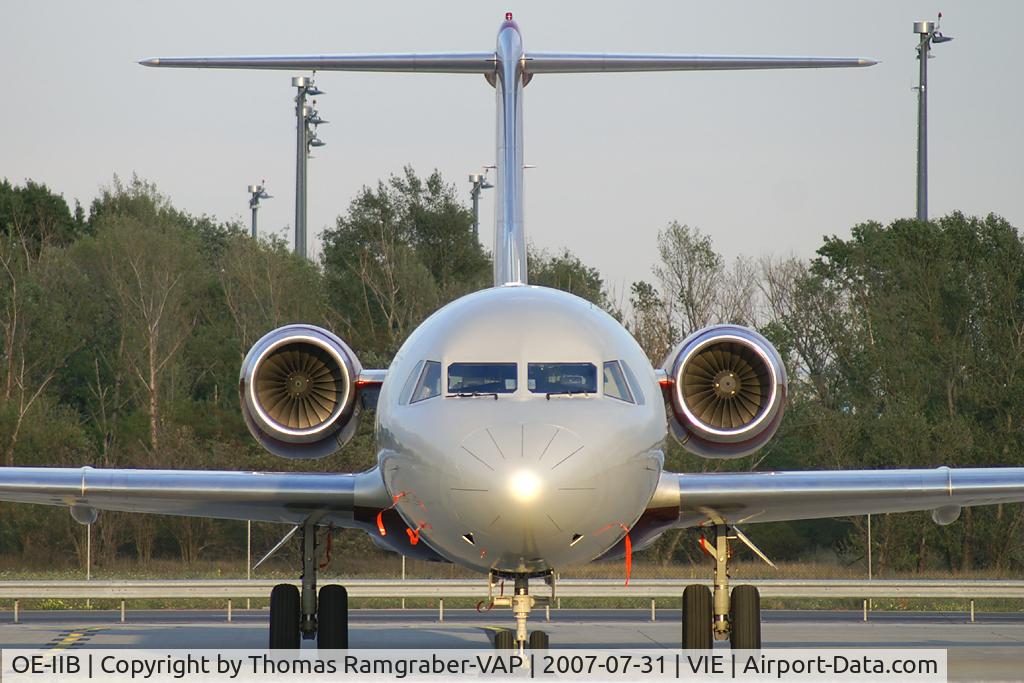 OE-IIB, 1992 Fokker 100 (F-28-0100) C/N 11403, International Jet Management Fokker 100