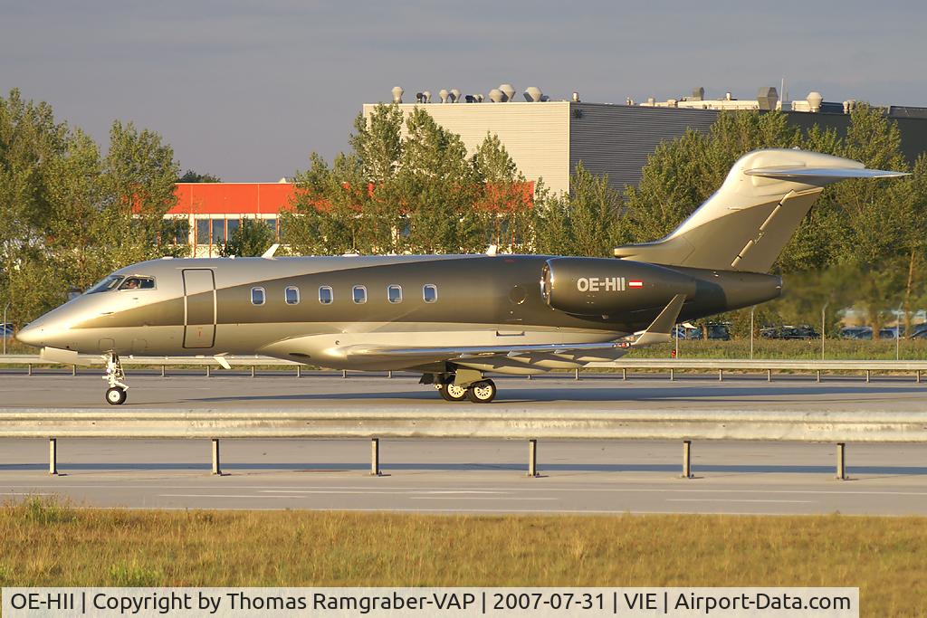 OE-HII, Bombardier Challenger 300 (BD-100-1A10) C/N 20111, Amira Air Bombardier BD100