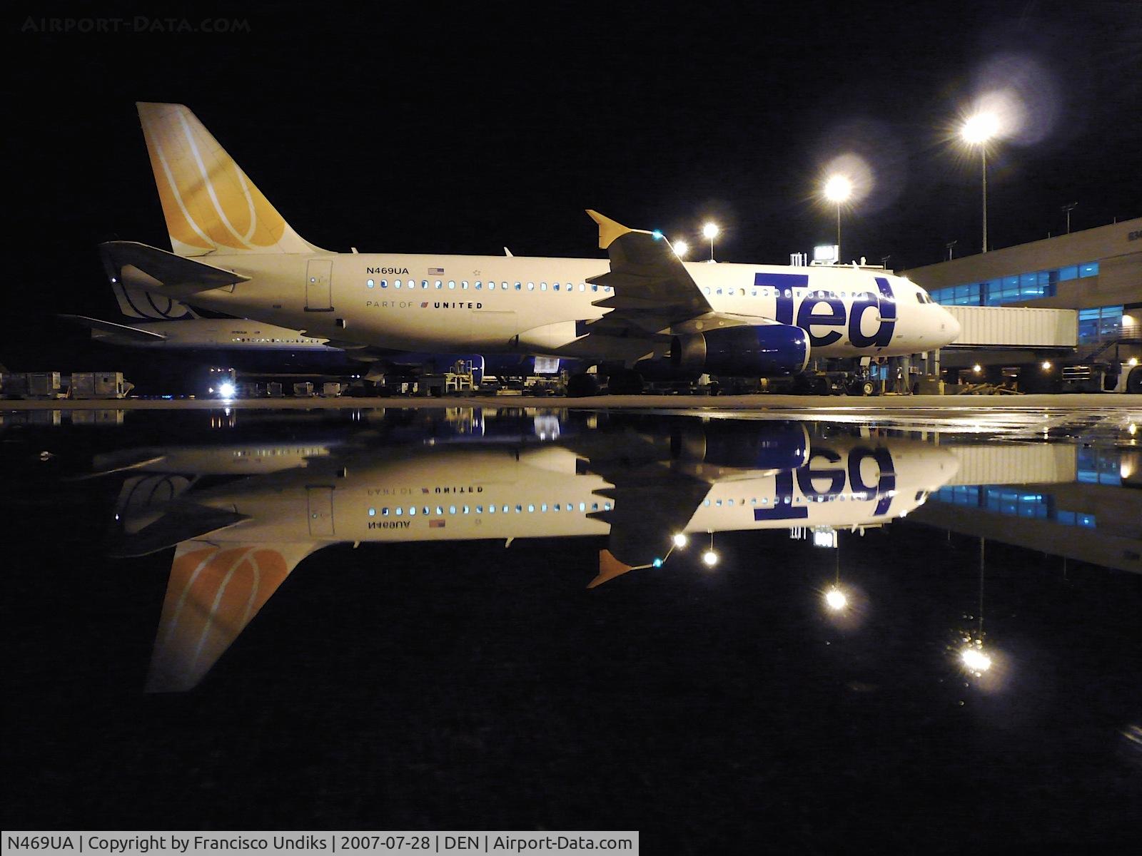 N469UA, 2001 Airbus A320-232 C/N 1409, Ted A320 overnighting on B36.