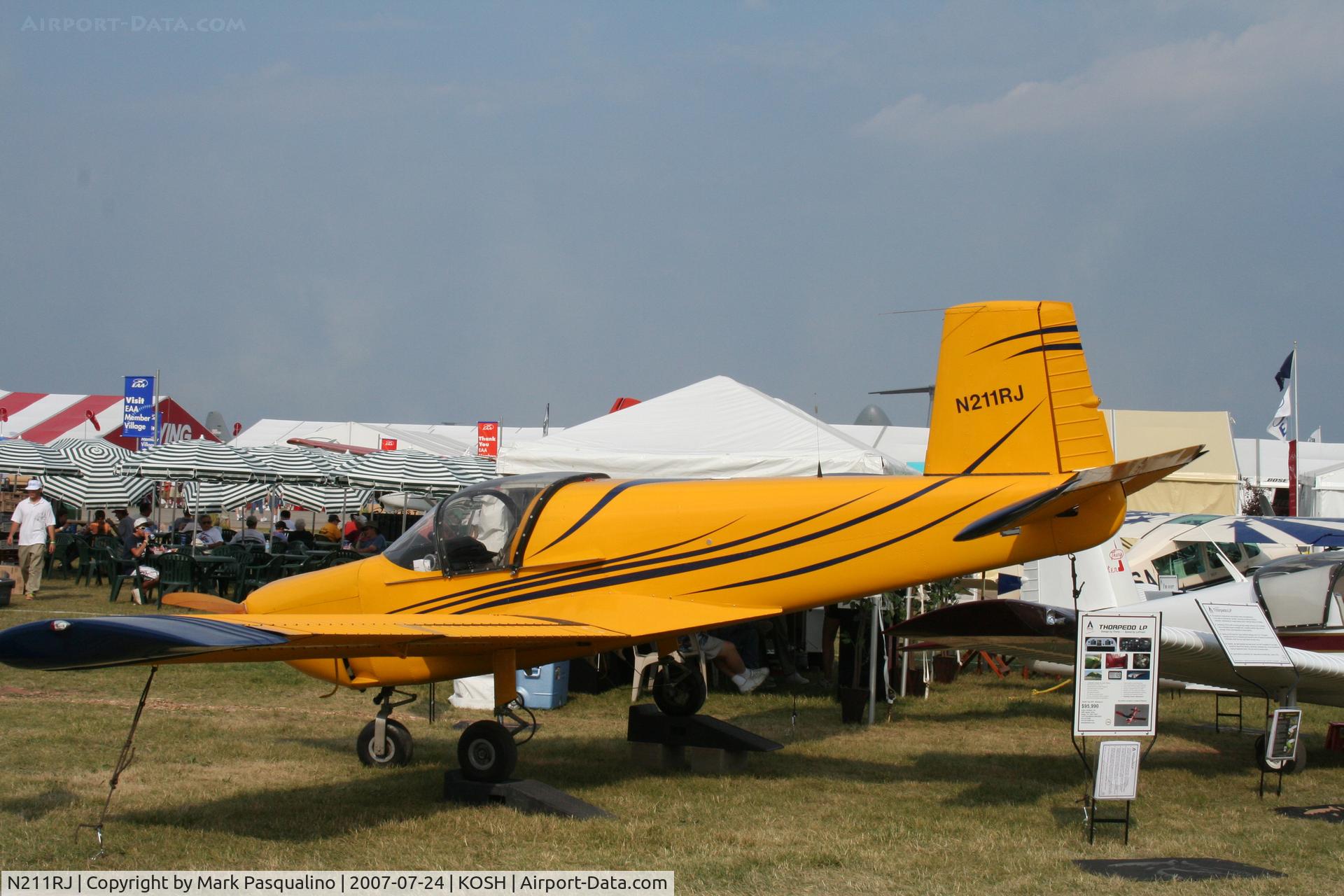 N211RJ, 2004 Thorp T-211 SP E C/N 002, T211 SP E
