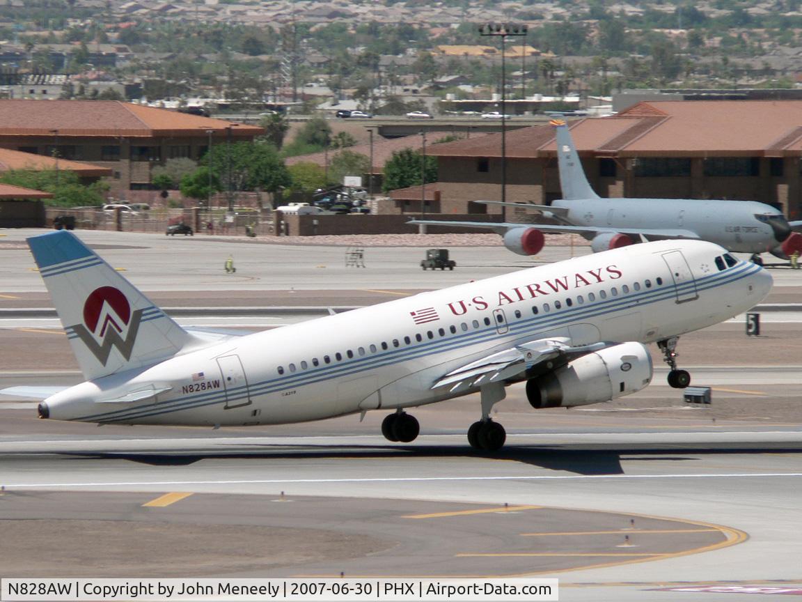 N828AW, 2001 Airbus A319-132 C/N 1552, Airborne from 25R - painted in America West's original colors