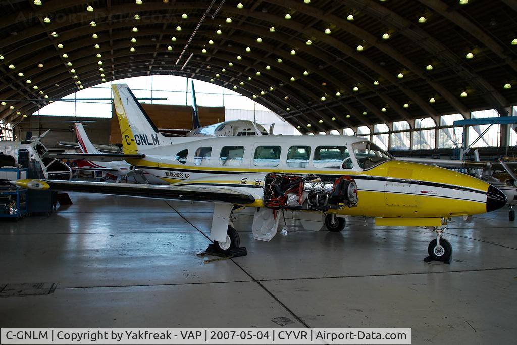 C-GNLM, 1973 Piper PA-31-350 Chieftain C/N 31-7305053, Wilderness Air Piper 31