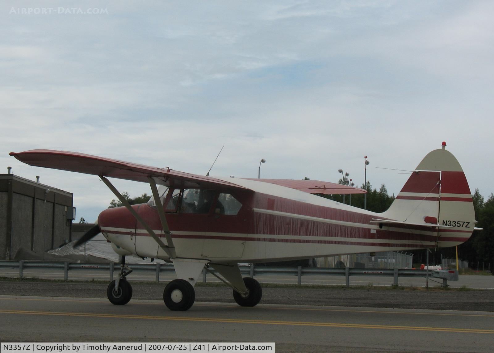 N3357Z, 1960 Piper PA-22-150 C/N 22-7297, Taxing to parking