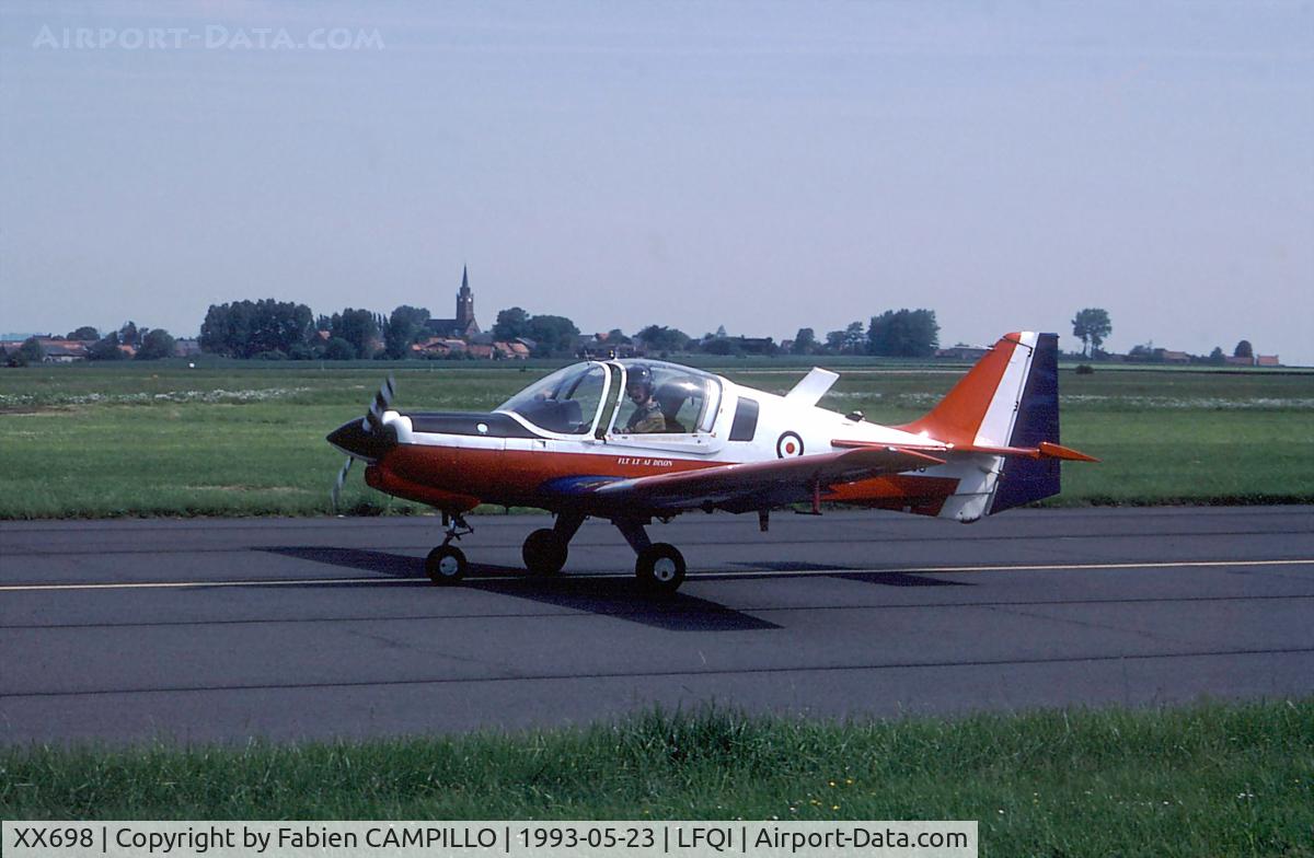 XX698, 1975 Scottish Aviation Bulldog T.1 C/N BH120/347, Cambrai 1993 open day