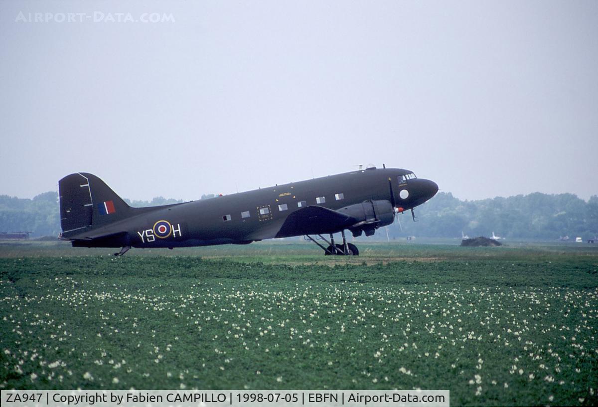 ZA947, 1943 Douglas C-47A-60-DL Dakota III C/N 10200, Coxyde 1998 open day