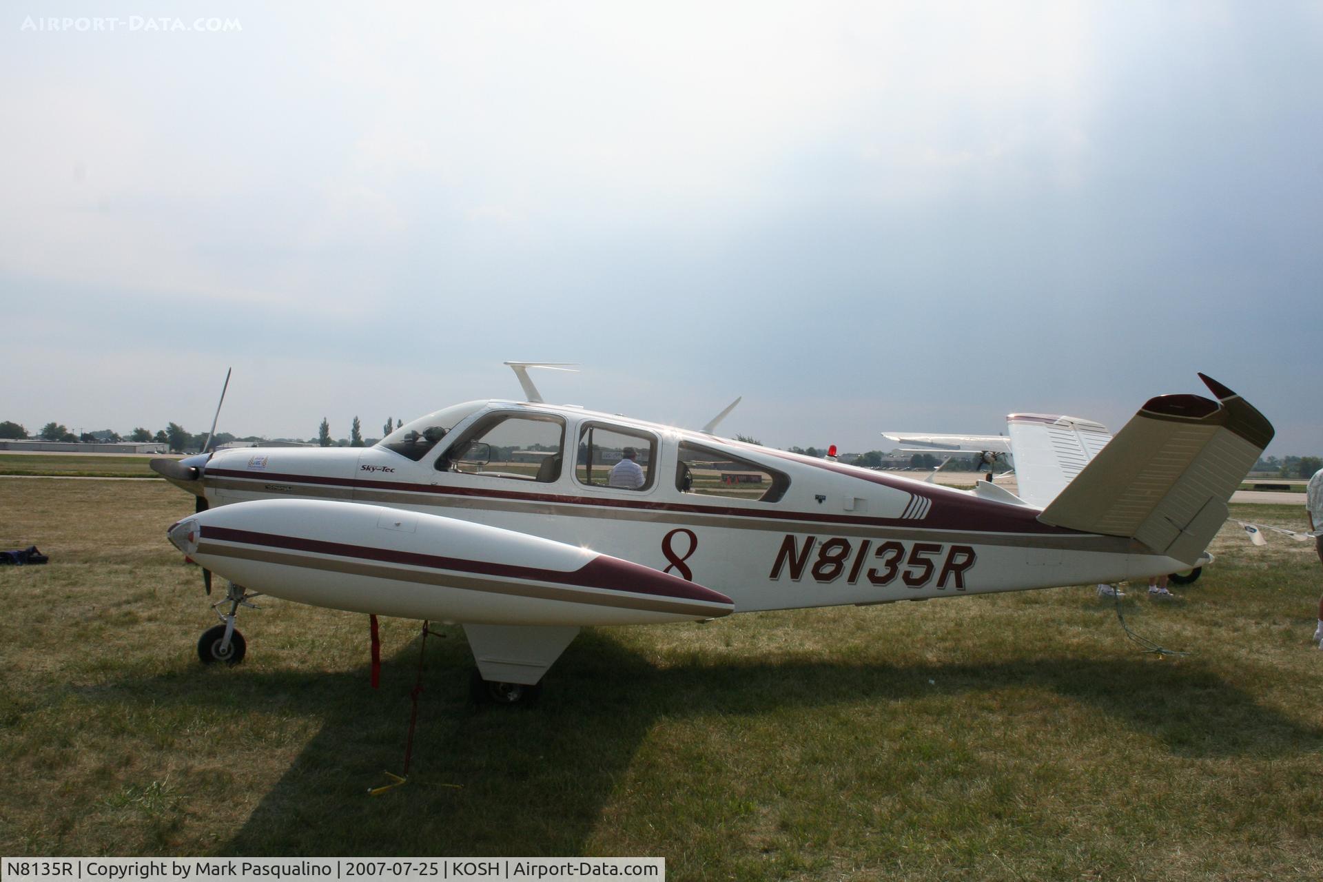 N8135R, 1974 Beech V35B Bonanza C/N D-9696, Beech V35B