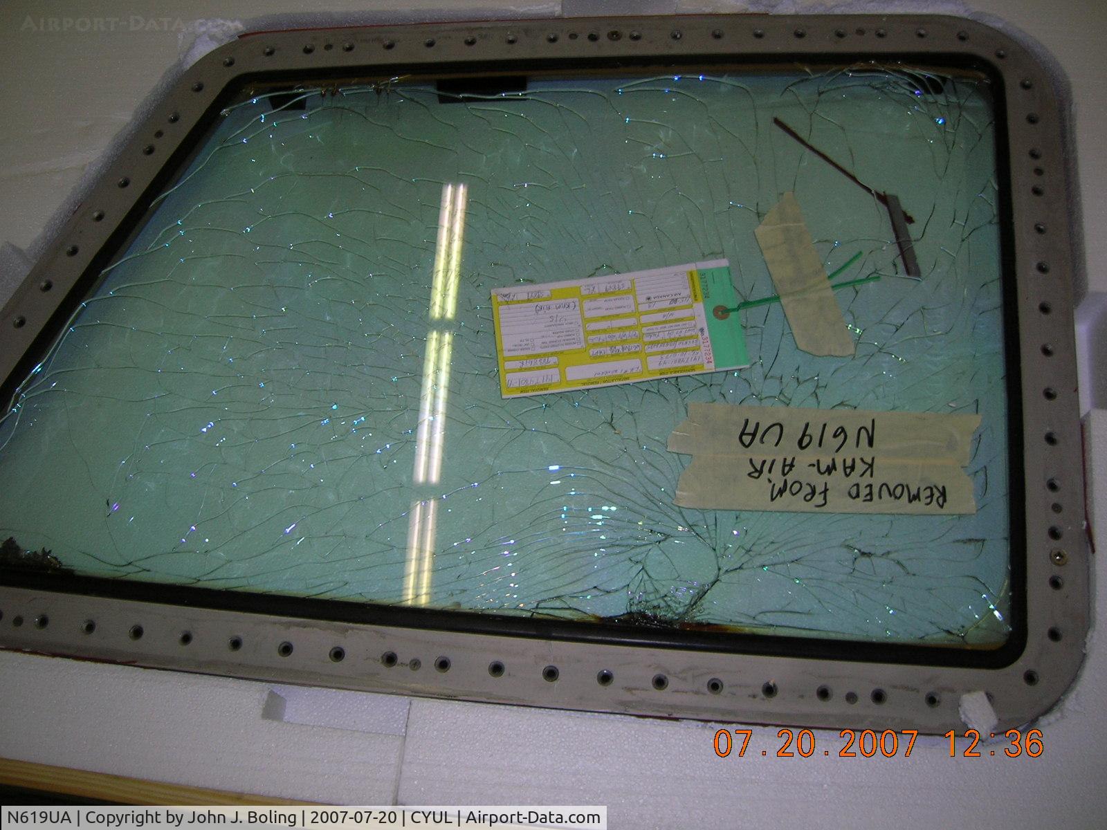 N619UA, 1983 Boeing 767-222 C/N 21879, Captains windshield after removal