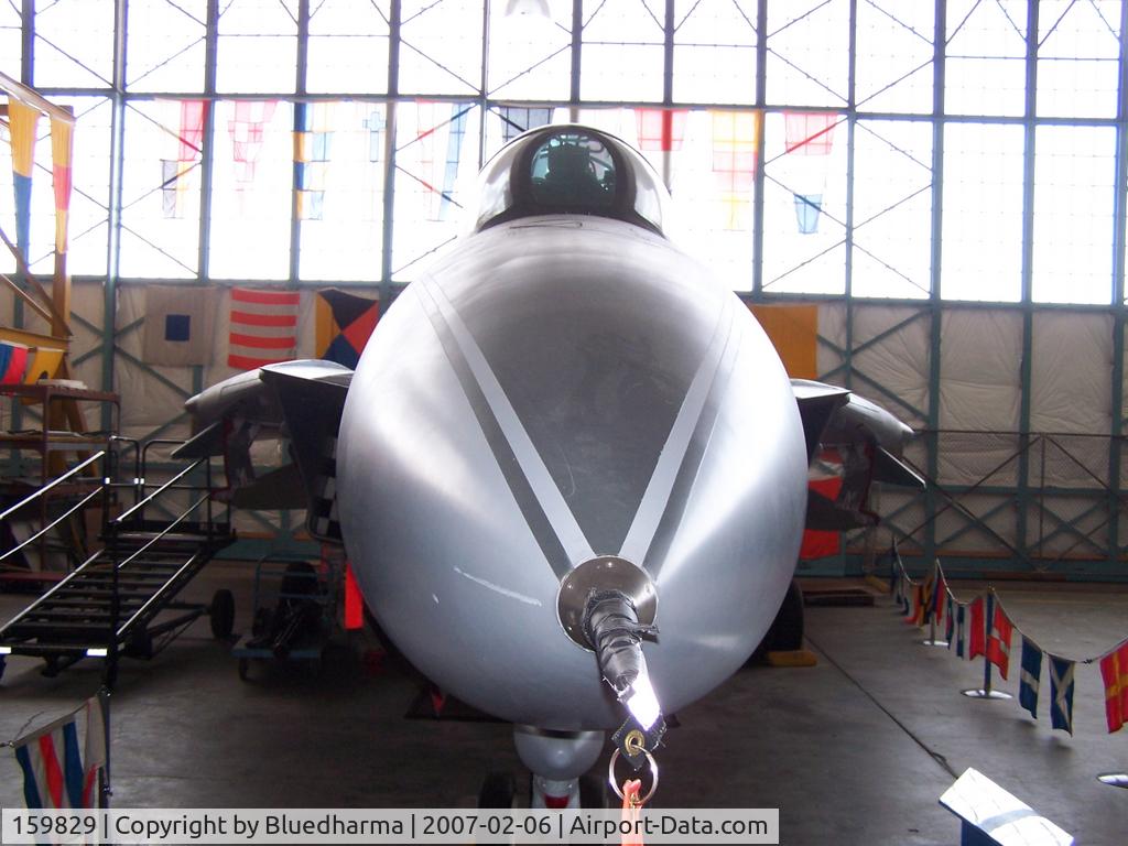 159829, Grumman F-14A Tomcat C/N 189, Static Display at Wings Over the Rockies, Colorado