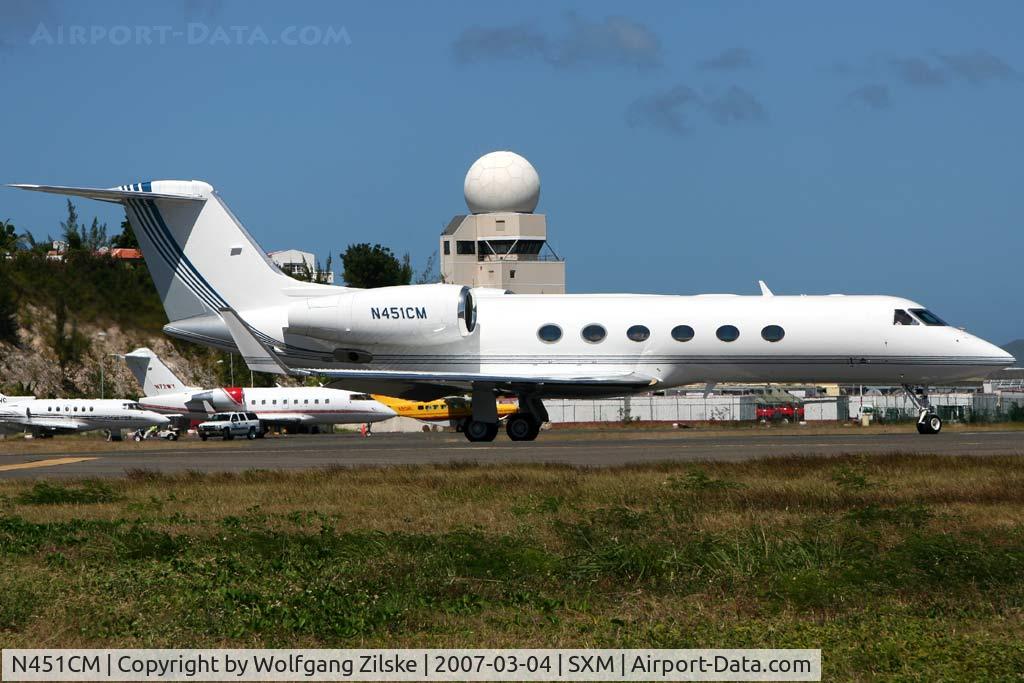 N451CM, 2005 Gulfstream Aerospace GIV-X (G450) C/N 4024, visitor