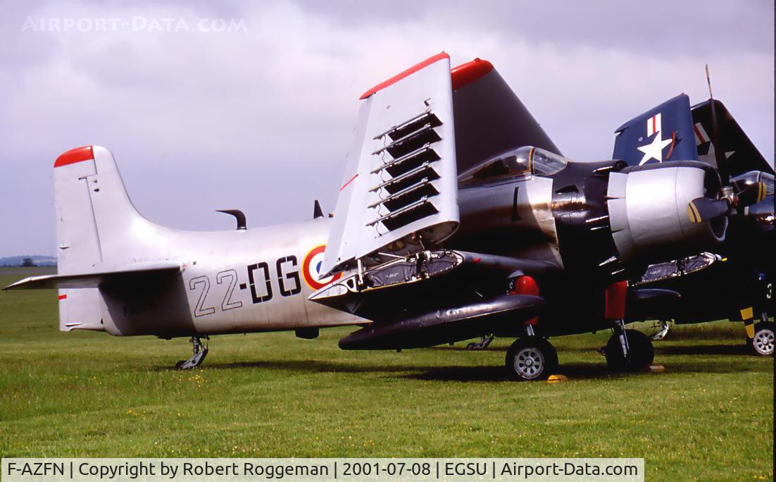 F-AZFN, Douglas AD-4N Skyraider C/N 7609, Morning line up.2001-07.