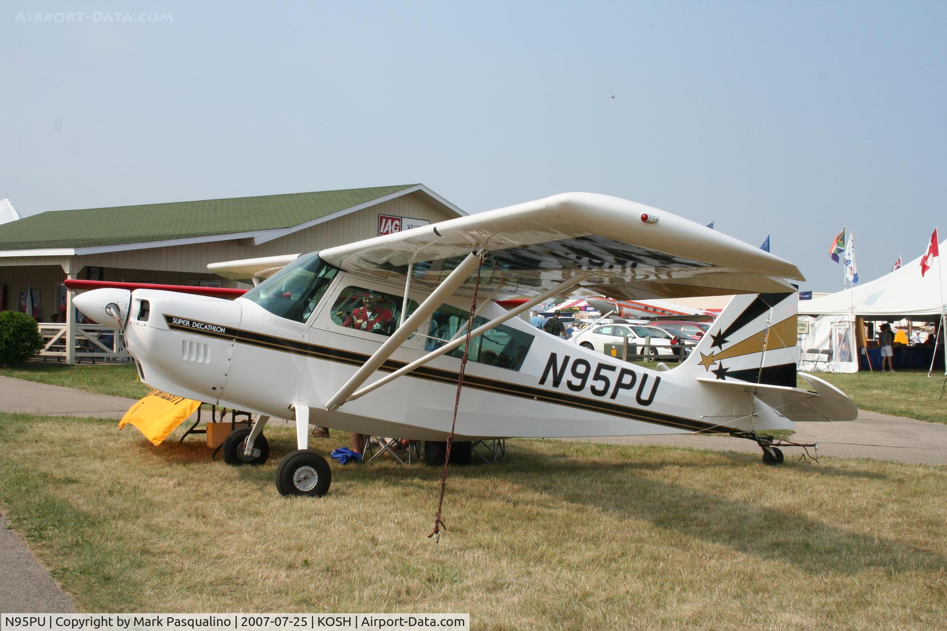 N95PU, American Champion 8KCAB Super Decathlon C/N 1037-2007, 8KCAB