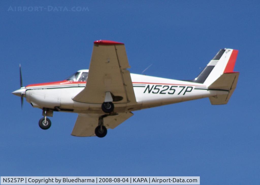 N5257P, 1958 Piper PA-24-250 Comanche C/N 24-289, Landing on 17L